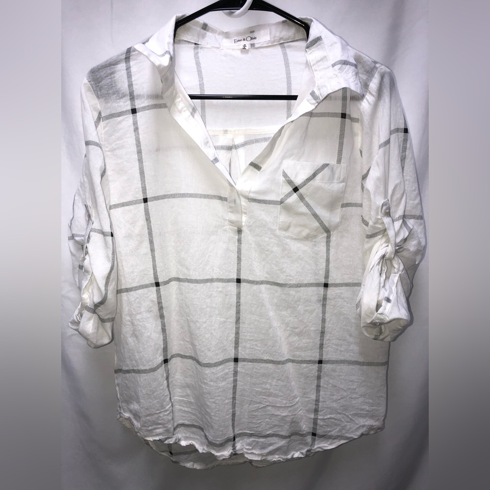 Eden & Olivia button down top | Medium | Casual